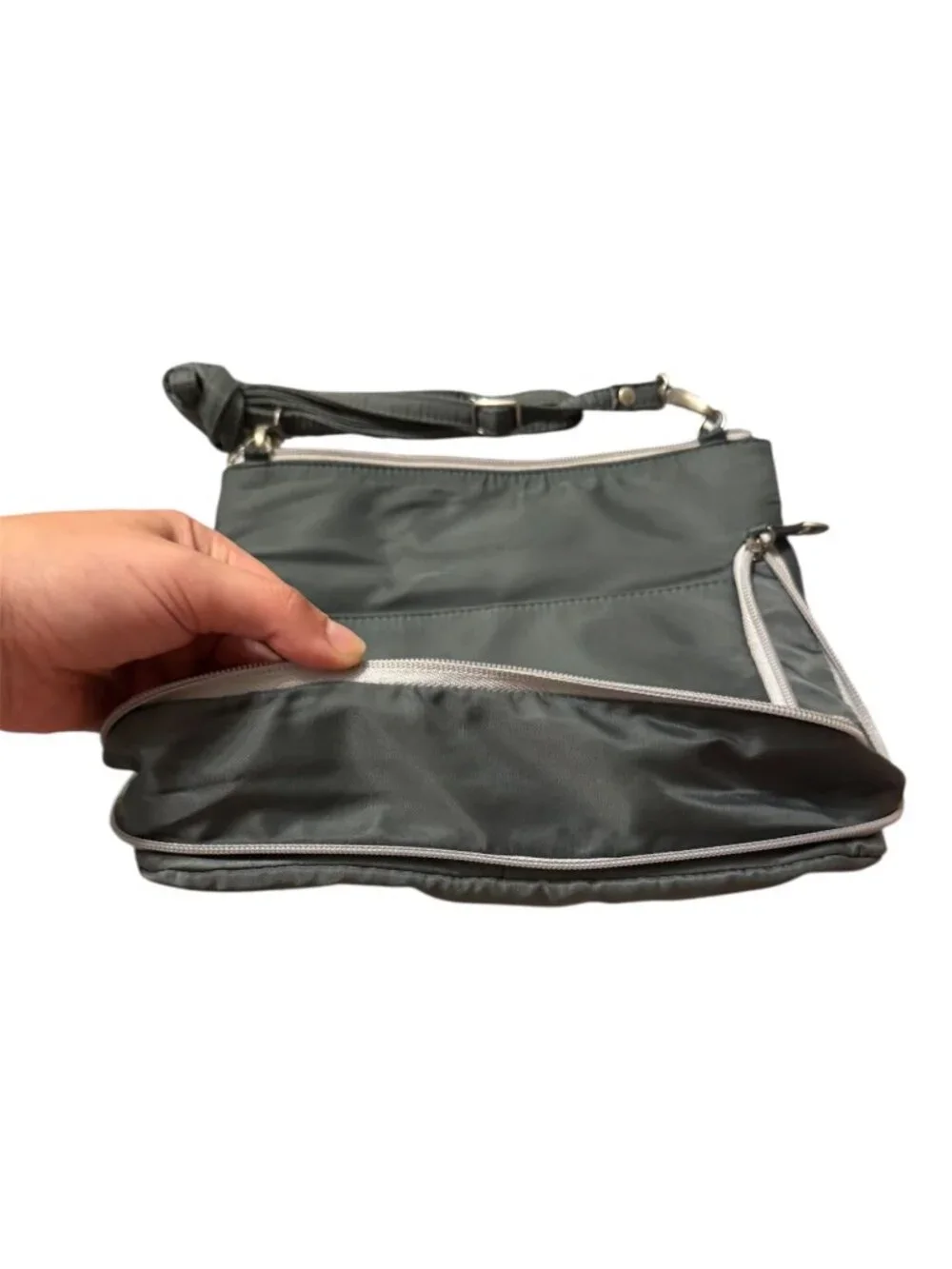 Travelon Gray Anti-Theft Crossbody Bag Organizer Purse Multiple Zip Pockets